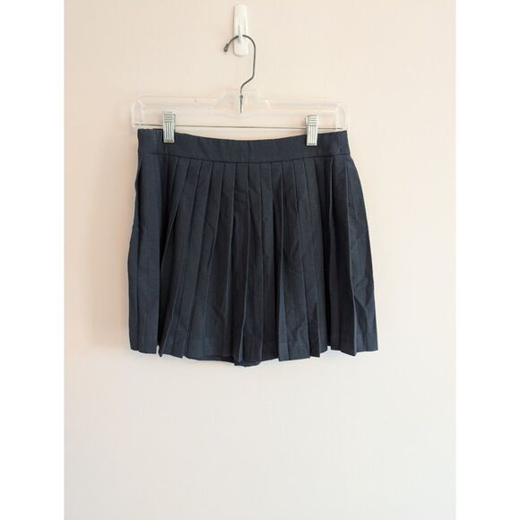 NWT Abercrombie & Fitch Abercrombie & Fitch pleated wrap skort - Navy size Small - Picture 2 of 6